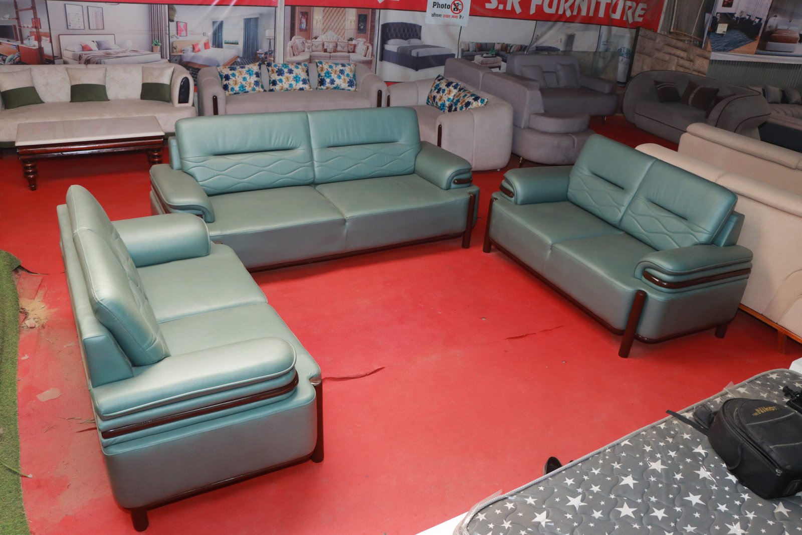 IMG_5521.JPG (1) 7 Seater Sofa - Image 1