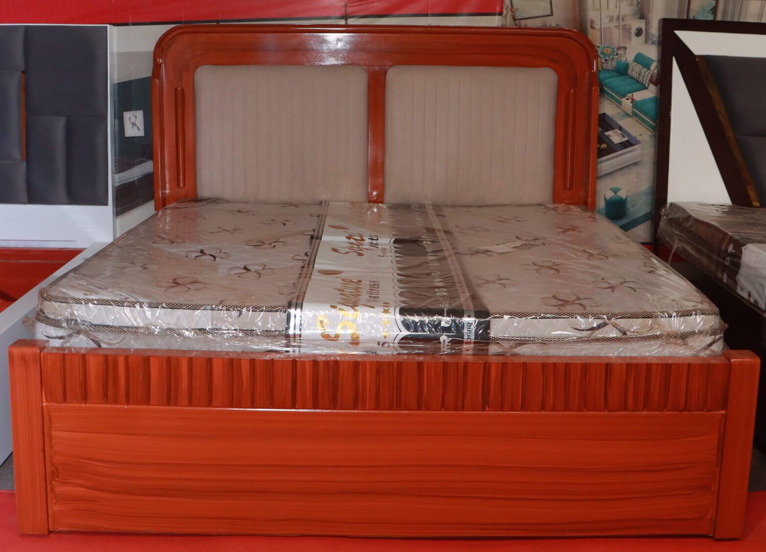 IMG_5596.JPG King Size Modern Double Bed - Image 1